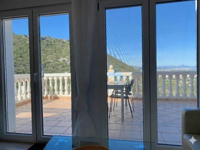 Villa mit Meerblick in Denia mieten