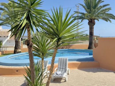 private Villa in Denia mit Pool