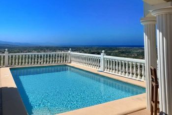 Privatvilla in Denia mieten