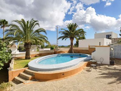 private Villa in Denia mit Pool